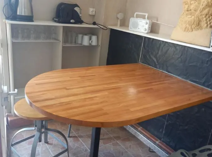 Veloft Semesterbostad *